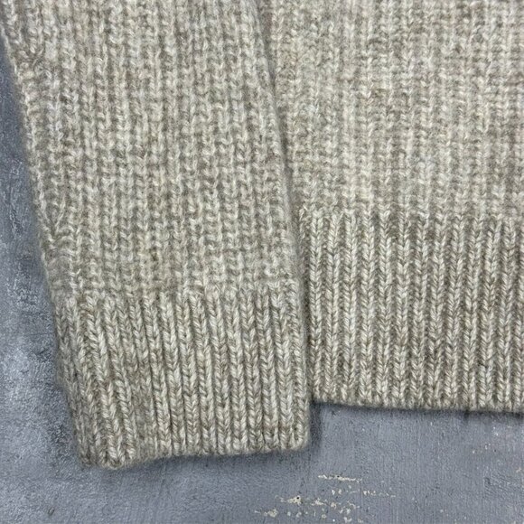 Abercrombie & Fitch Wool Chunky Knit Sweater Small - Picture 3 of 7